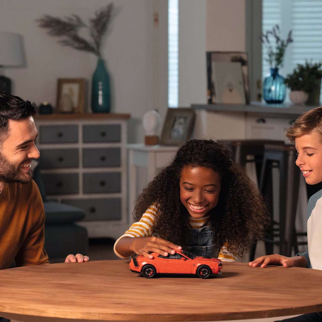 דודג׳ "Challenger SRT Hellcat Redeye Widebody" אדומה - פאזל תלת מימד 108 חלקים RAVENSBURGER