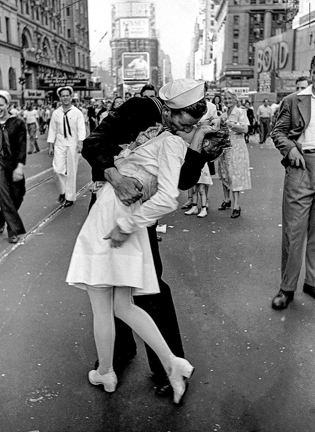 הנשיקה, סדרת שערי מגזין LIFE - פאזל 1000 חלקים CLEMENTONI