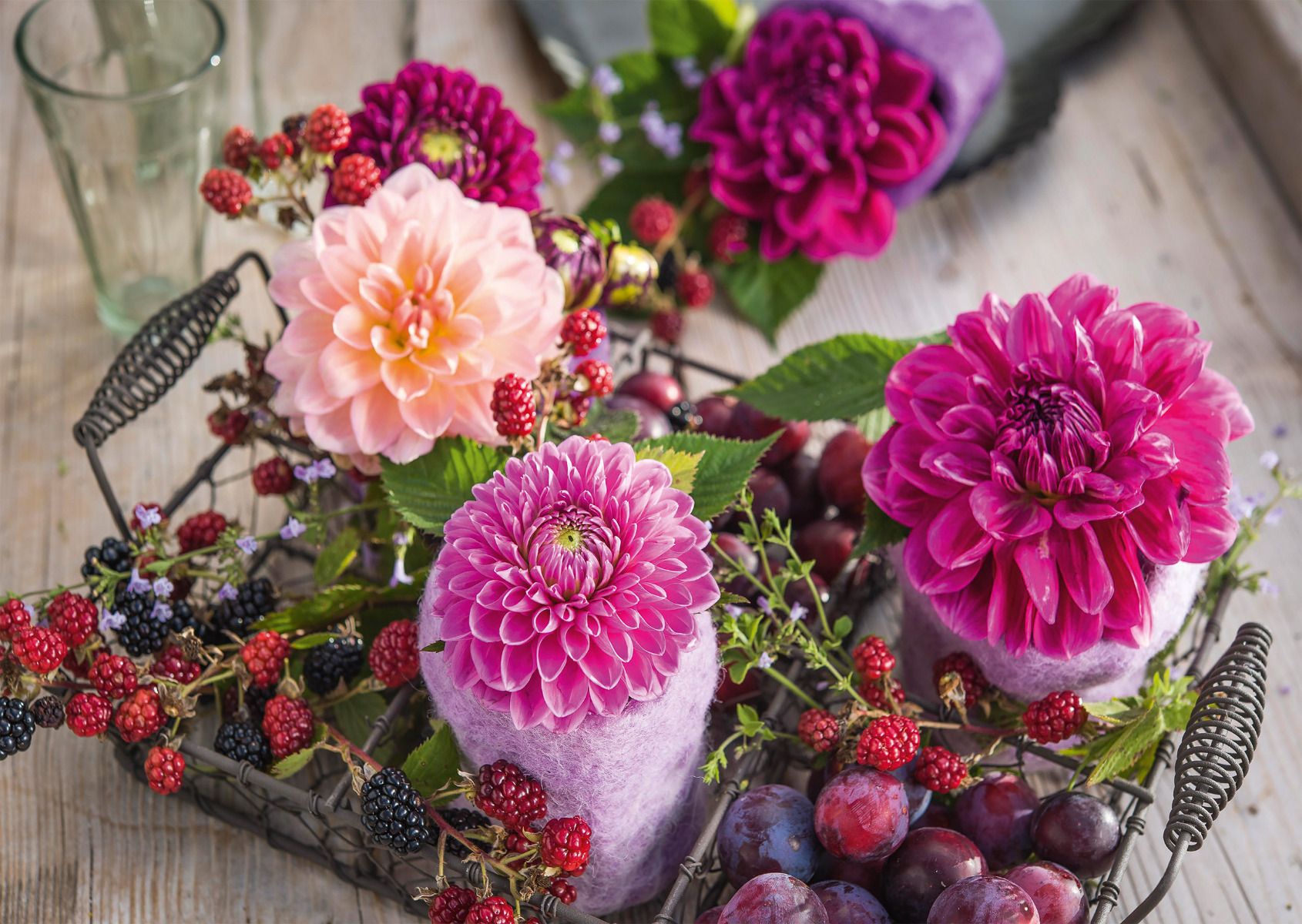 דובדבנים ופרחים - פאזל 1000 חלקים